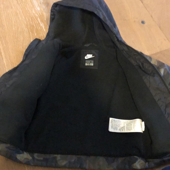 Nike 4T jacket - Picture 2 of 3